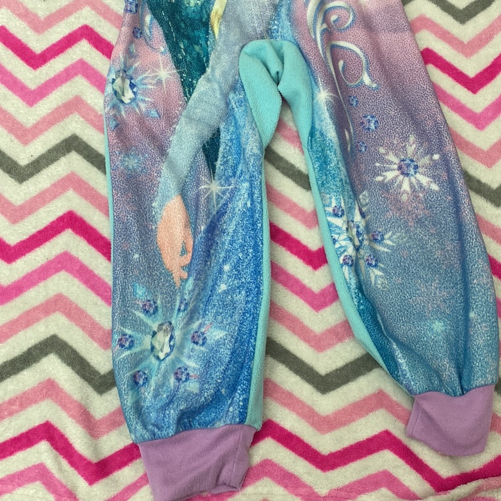 Zip up Frozen pjs - Picture 2 of 2